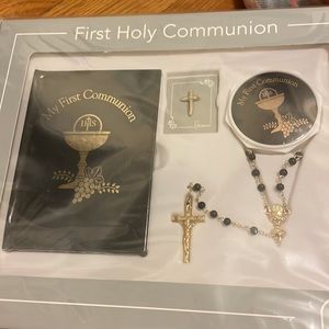 Communion rosary and book box set